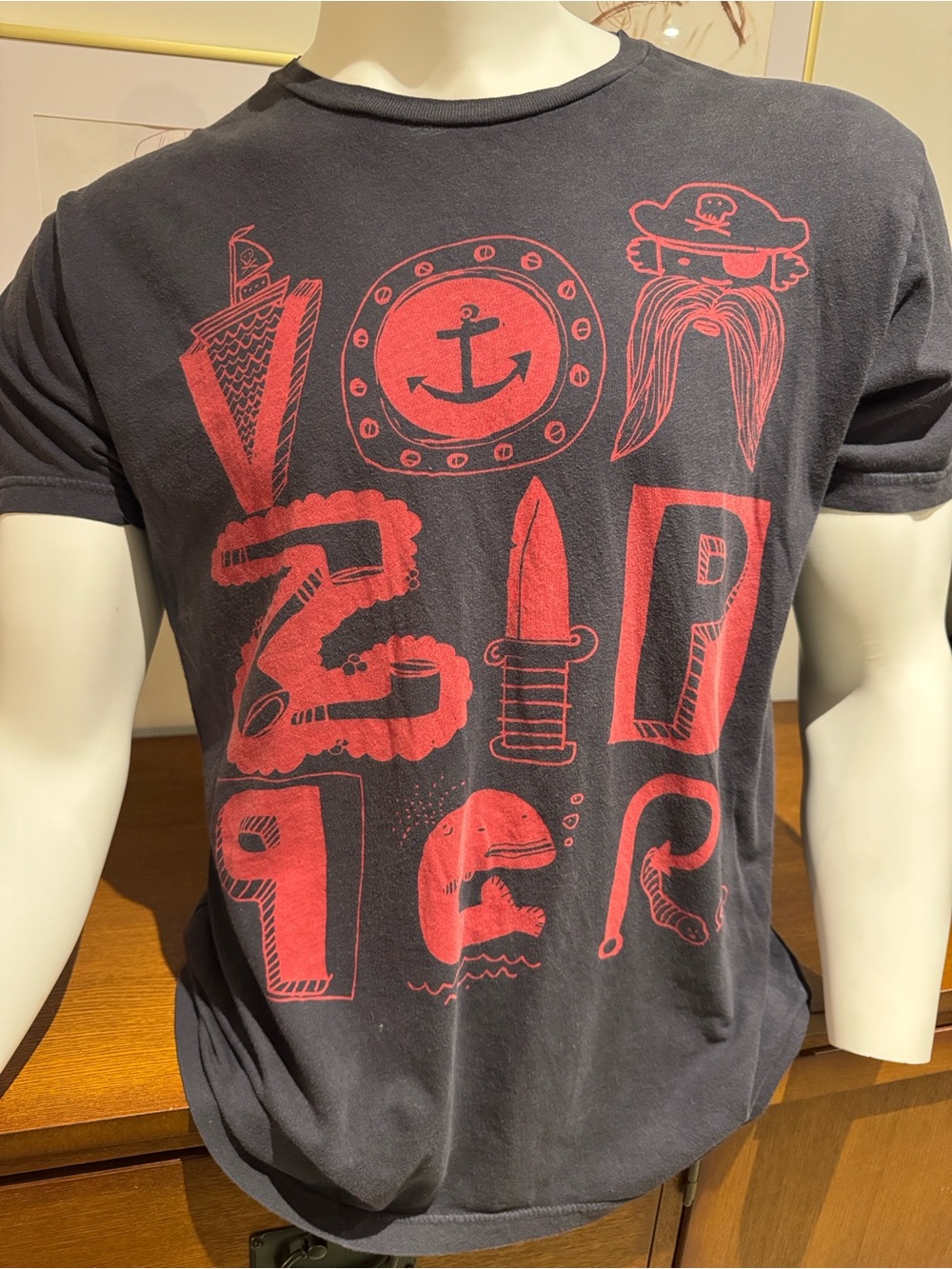 Men's Von Zipper Navy Graphic Crewneck T-Shirt with Red Nautical Theme Print